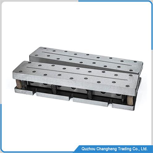 Sawtooth fin mold of plate and fin heat exchanger